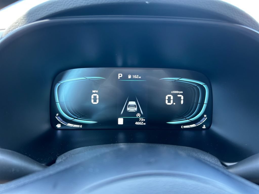 Used 2025 Kia Soul LX FWD image 14
