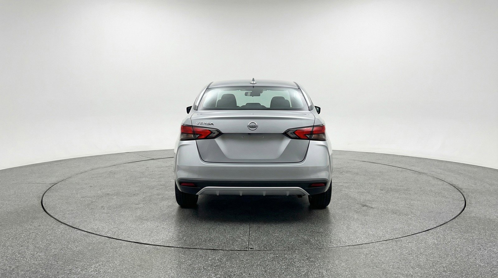 Used 2025 Nissan Versa SV image 7