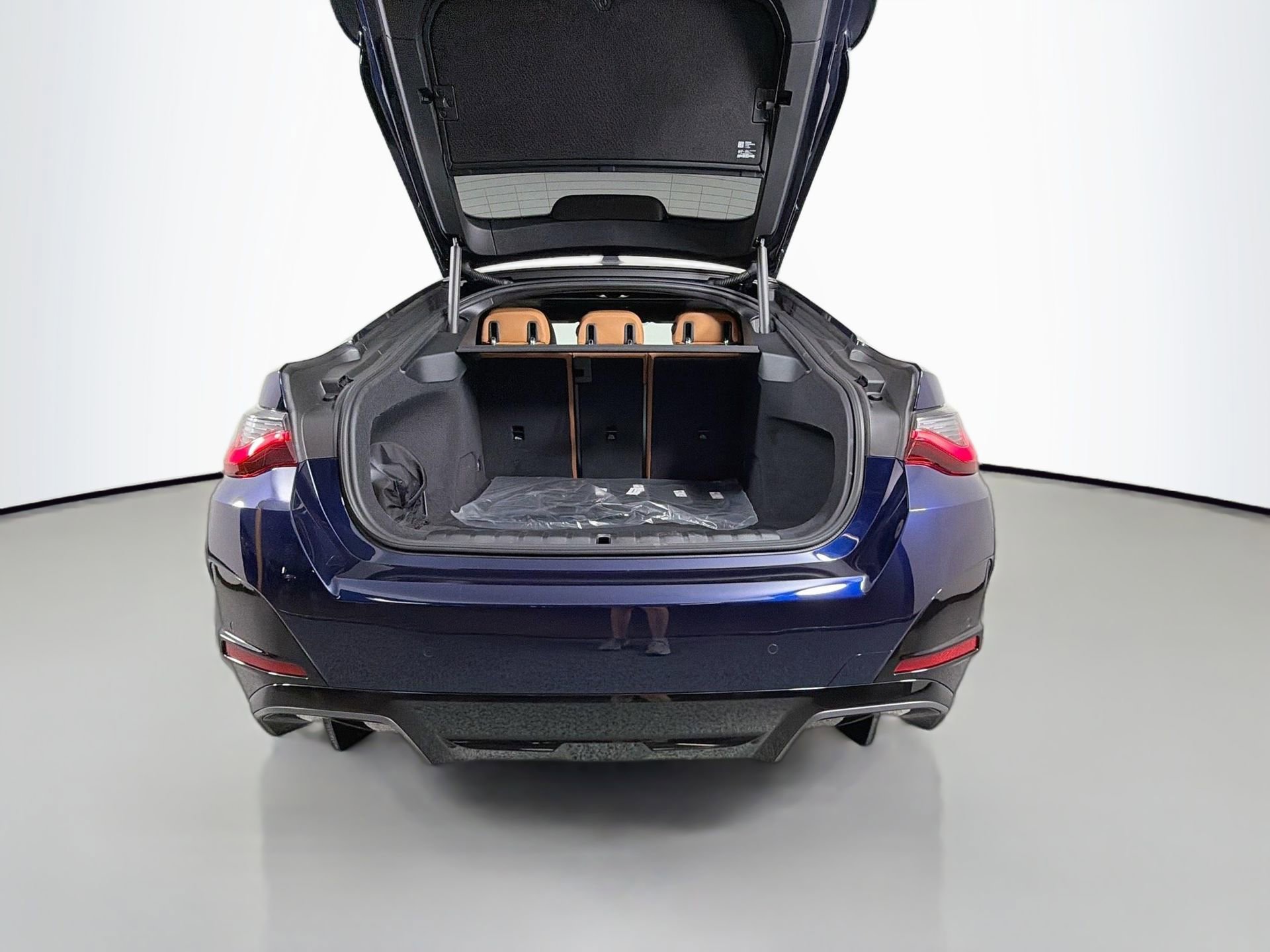 New 2026 BMW i4 xDrive40i w/ M Sport Package AWD/4WD image 26