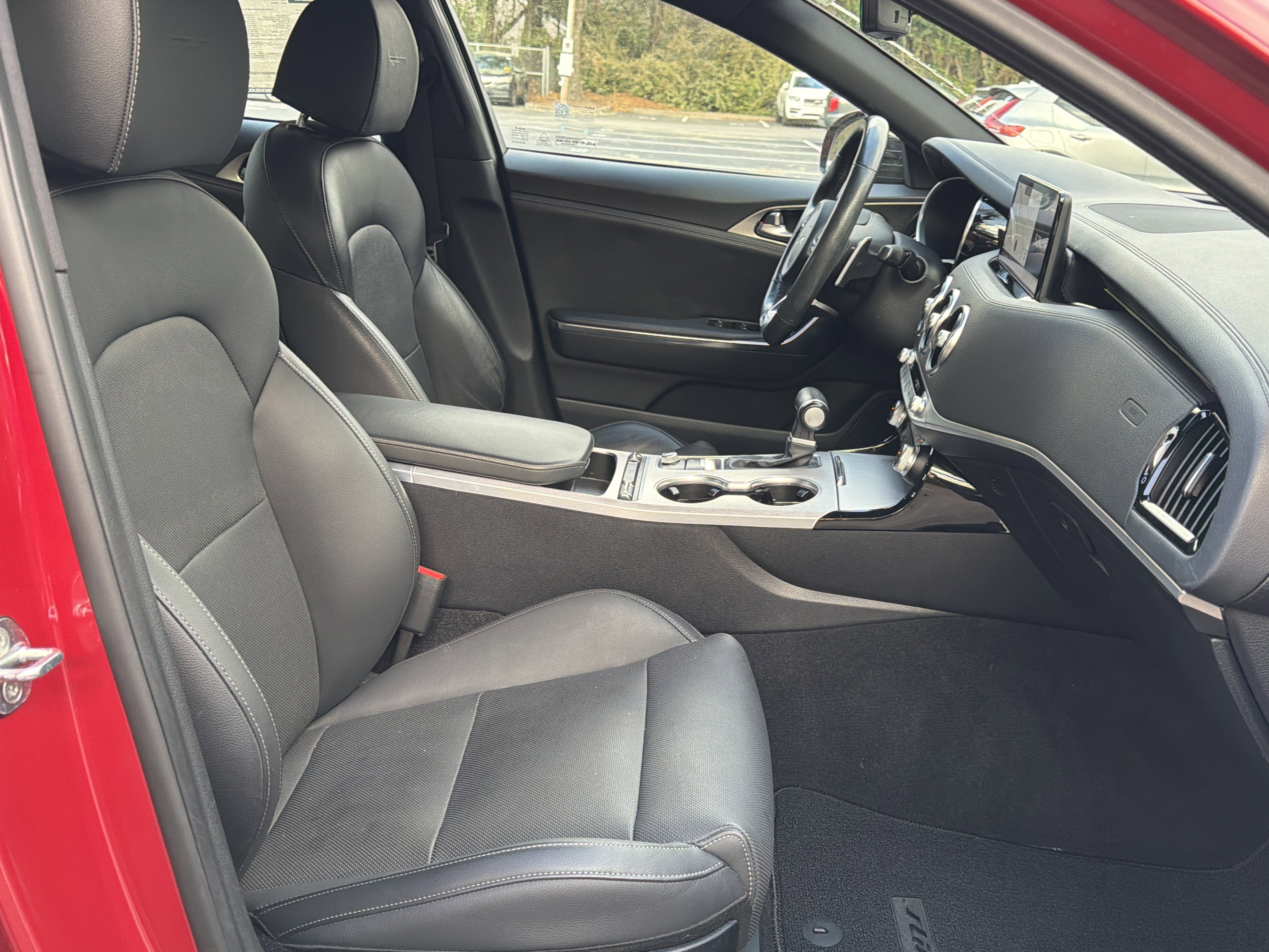 Used 2022 Kia Stinger GT1 image 35