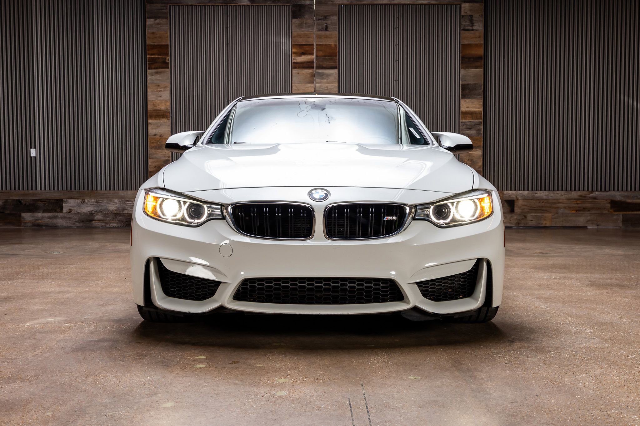 Used 2017 BMW M4 Coupe RWD video 2