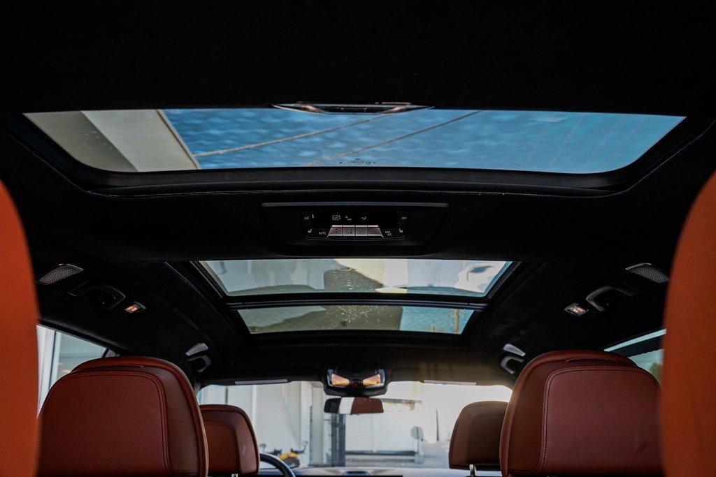 Used 2025 BMW X7 M60i image 25