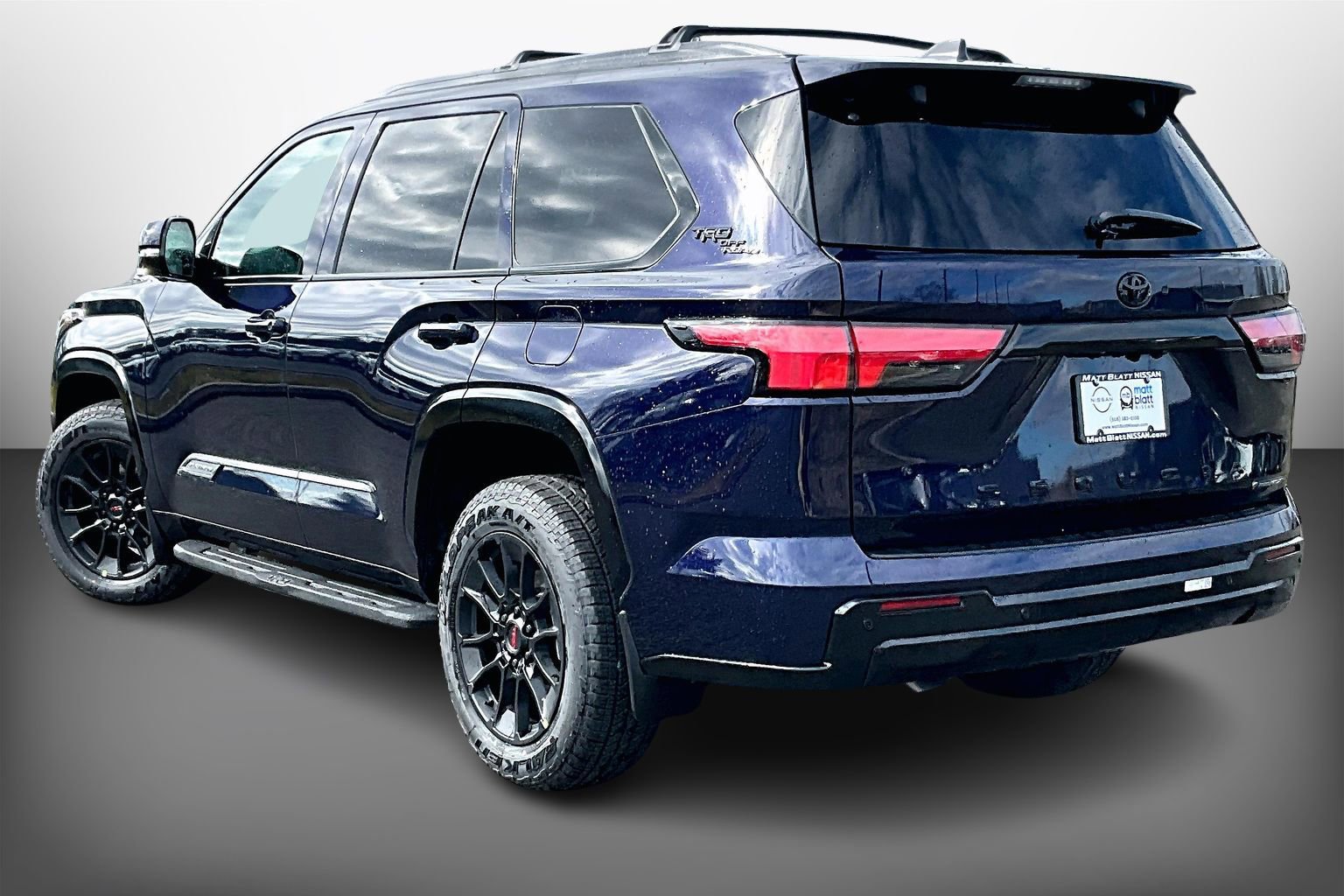 Used 2026 Toyota Sequoia Platinum w/ TRD Off-Road Package AWD/4WD image 11