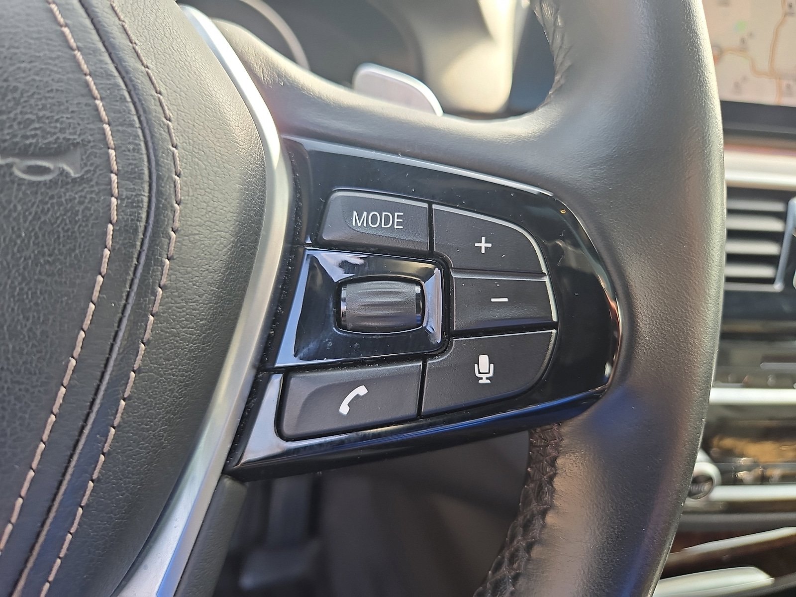 Used 2019 BMW 540i xDrive image 23