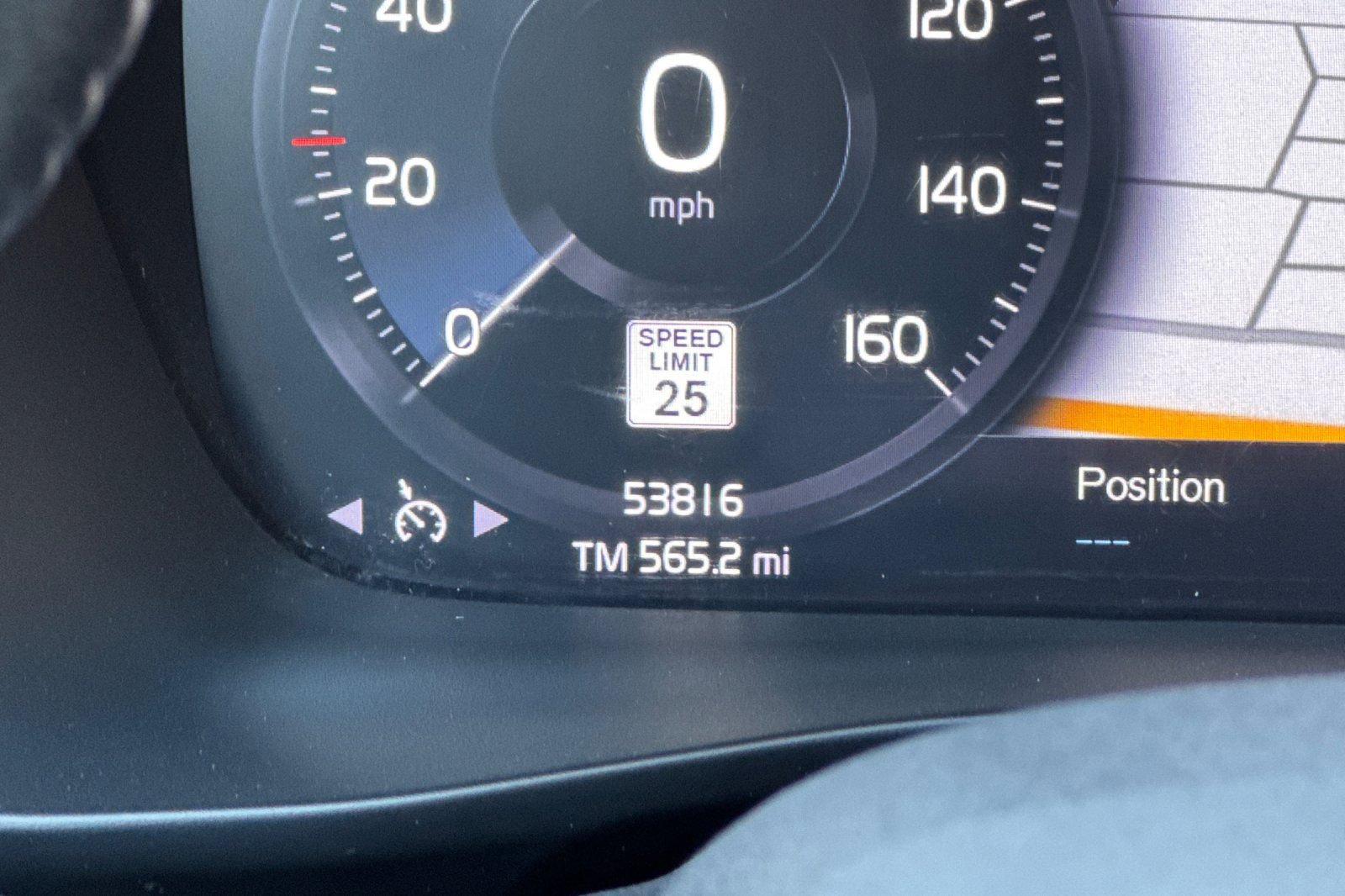 Used 2021 Volvo XC40 T5 Momentum w/ Premium Package AWD/4WD image 28