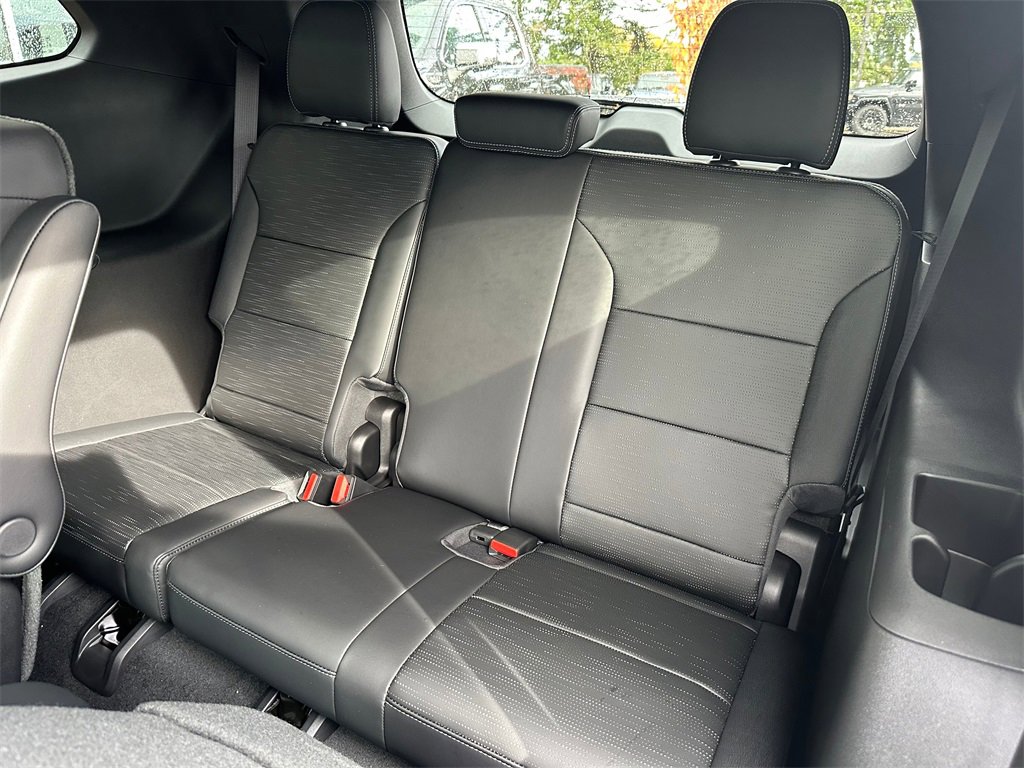 New 2026 Buick Enclave Sport Touring w/ Power Package image 17