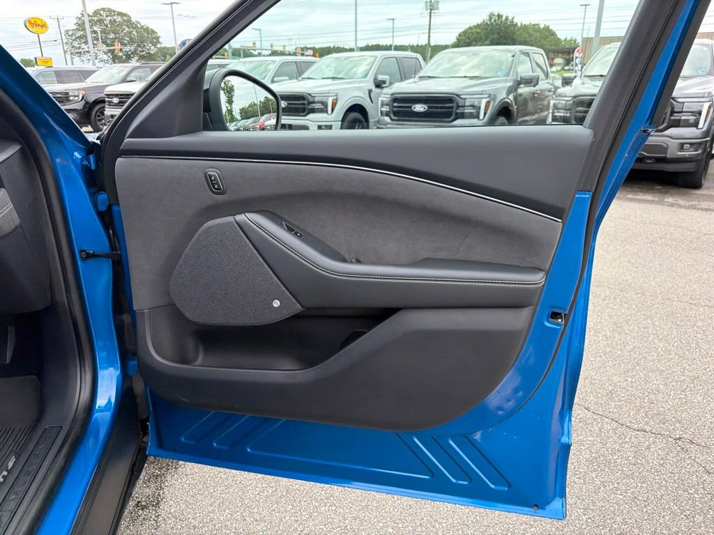 Certified 2025 Ford Mustang Mach-E GT AWD/4WD image 24
