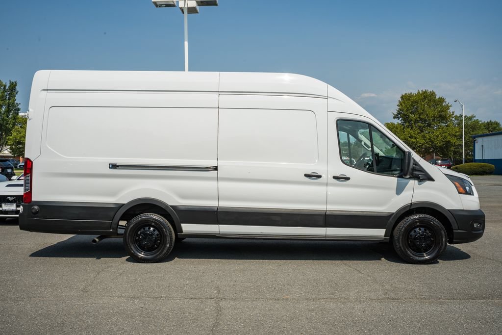 Used 2022 Ford Transit 250 148 High Roof Extended RWD image 3