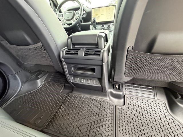 New 2026 Land Rover Defender 110 S AWD/4WD image 17