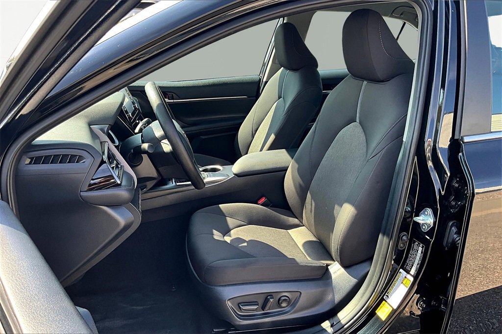 Used 2024 Toyota Camry LE image 24