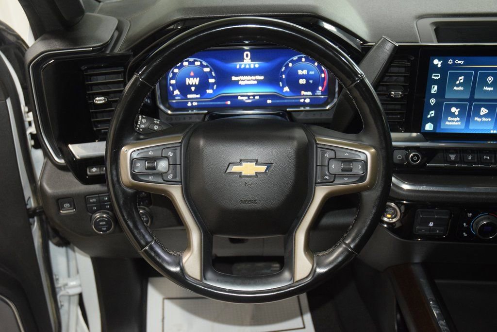 Used 2024 Chevrolet Silverado 3500 High Country w/ Technology Package AWD/4WD image 39