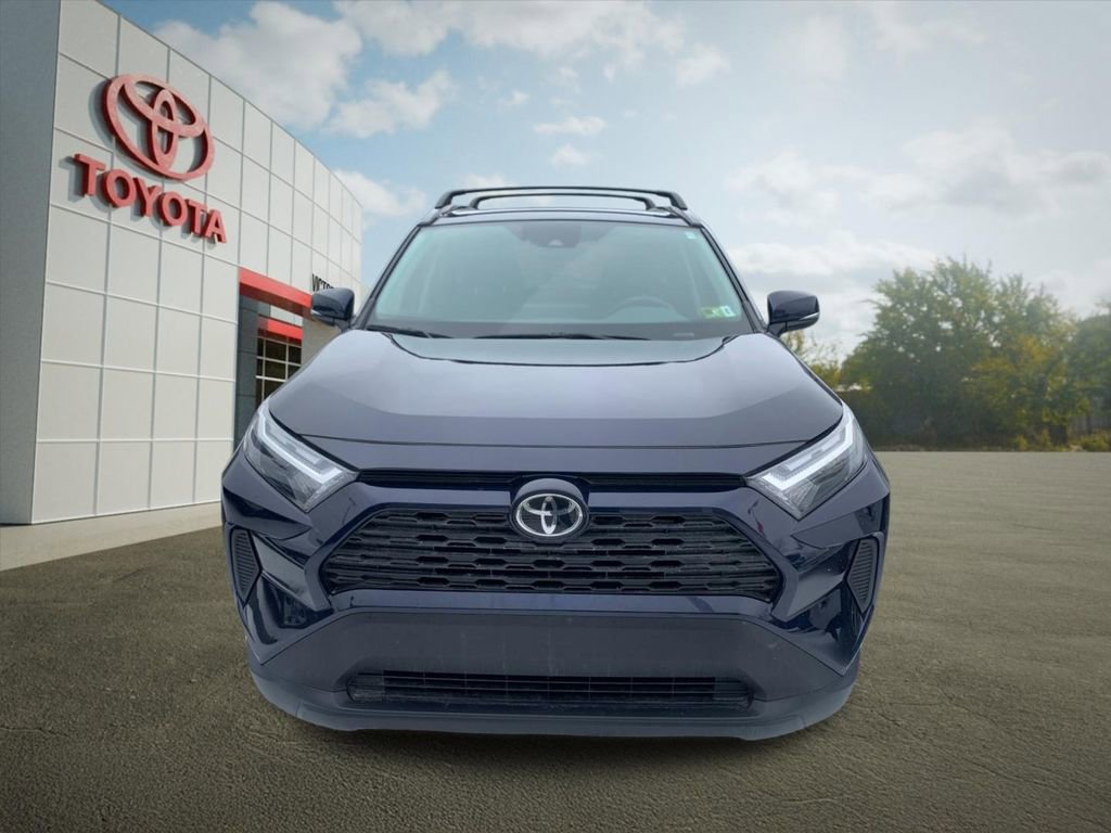 Used 2023 Toyota RAV4 XLE w/ Convenience Package image 7