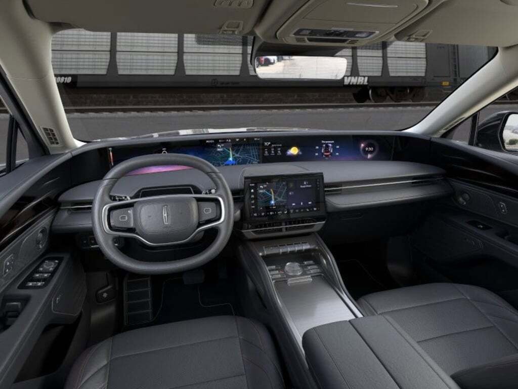 New 2026 Lincoln Nautilus Premier w/ Equipment Group 102A image 31