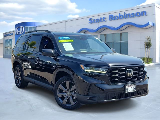 Certified 2024 Honda Pilot Sport image 1