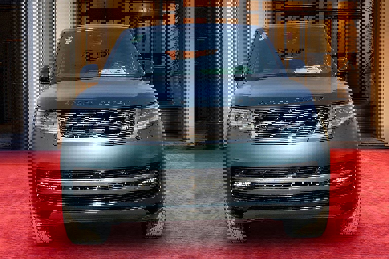 New 2026 Land Rover Range Rover SE image 2