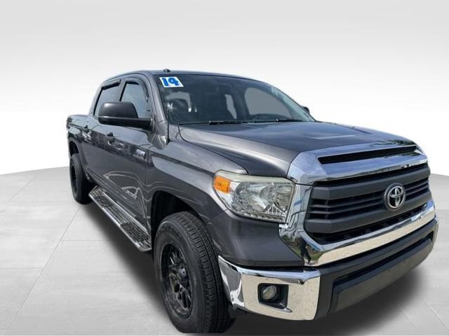 Used 2014 Toyota Tundra SR5 w/ SR5 Upgrade Package AWD/4WD image 3
