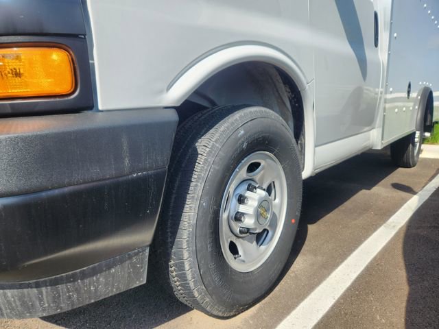 New 2024 Chevrolet Express 3500 w/ Power Convenience Package image 26