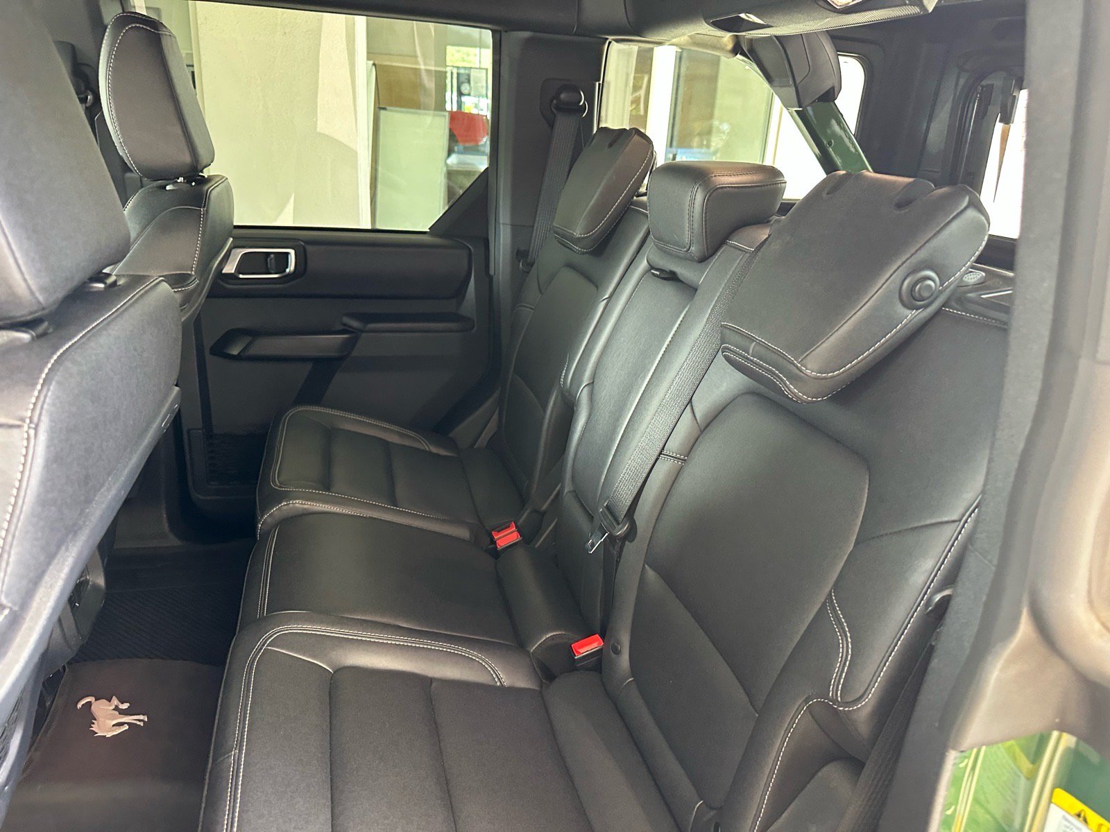 Certified 2025 Ford Bronco Badlands AWD/4WD image 25