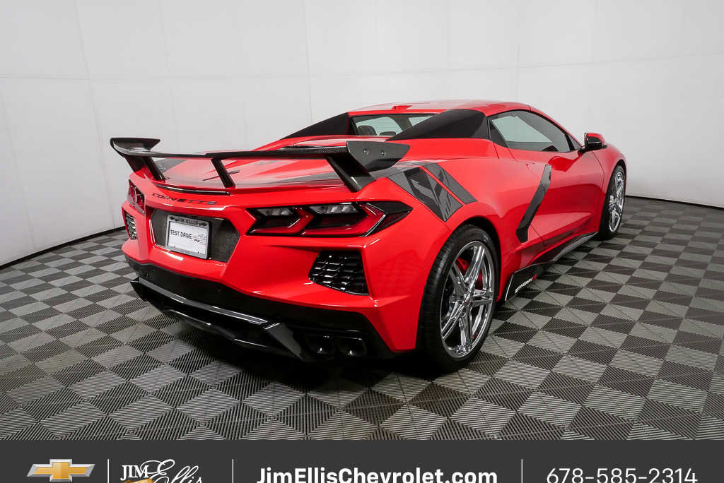 Used 2024 Chevrolet Corvette Stingray Premium Conv w/ Z51 Performance Package RWD image 5