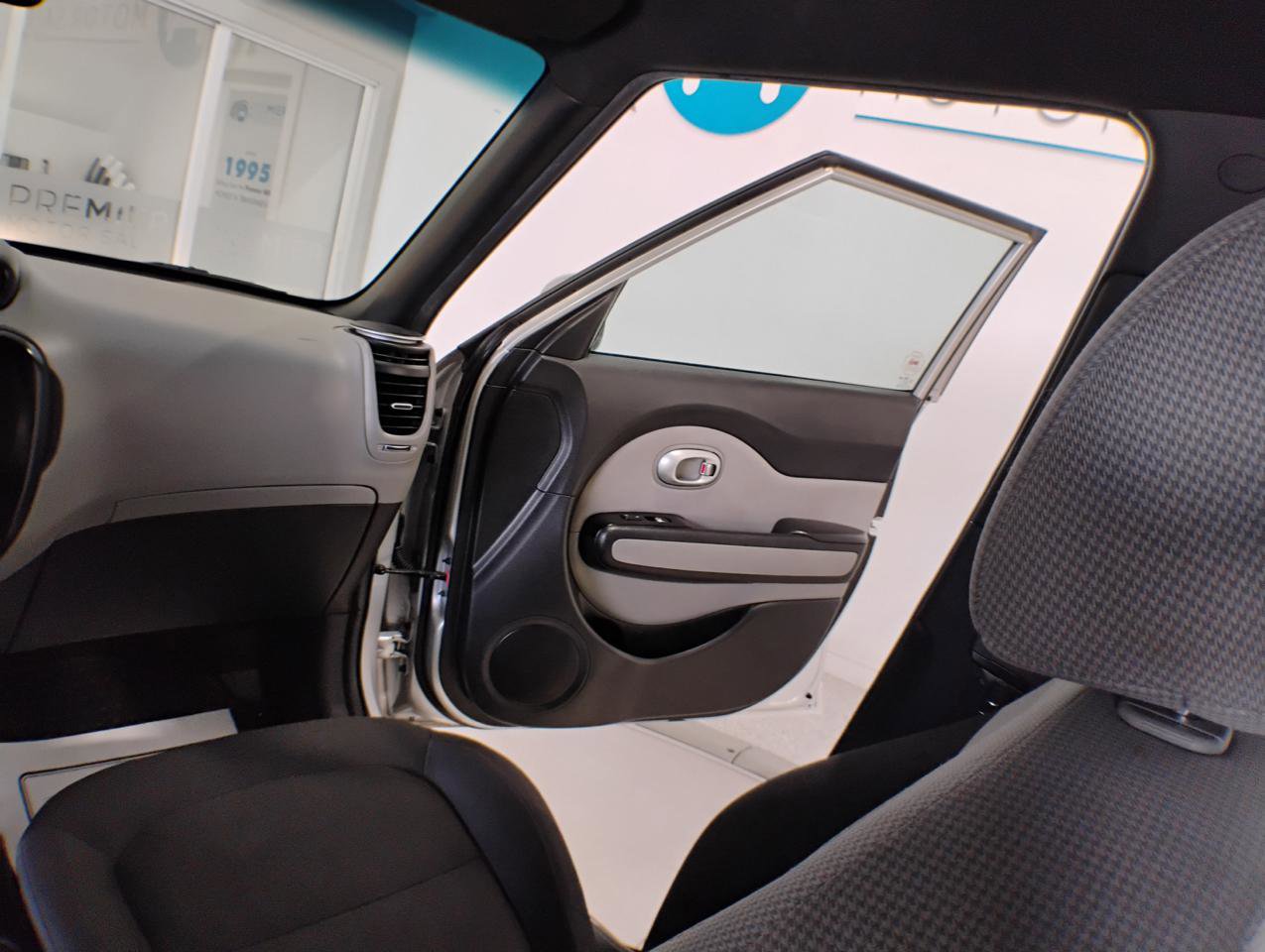 Used 2019 Kia Soul image 22