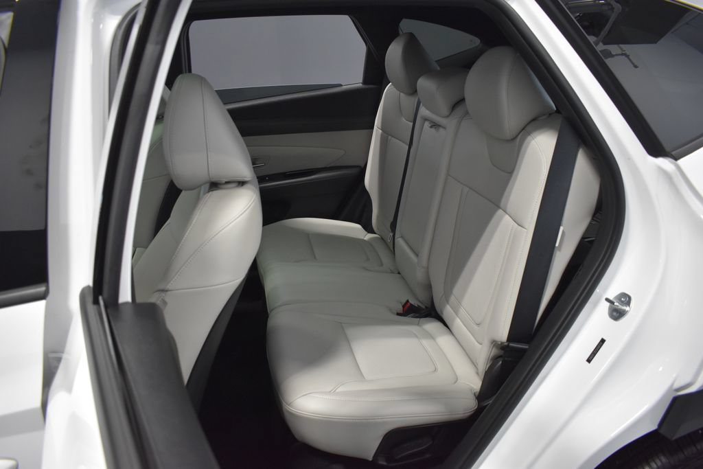Used 2025 Hyundai Tucson Limited AWD/4WD image 33
