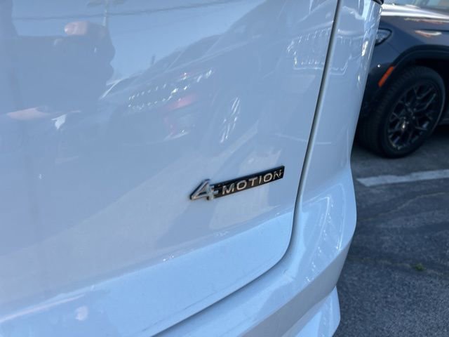 Used 2025 Volkswagen Atlas Cross Sport SE image 7