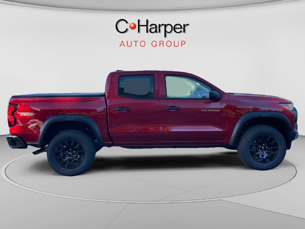 Used 2026 Chevrolet Colorado Trail Boss AWD/4WD image 2