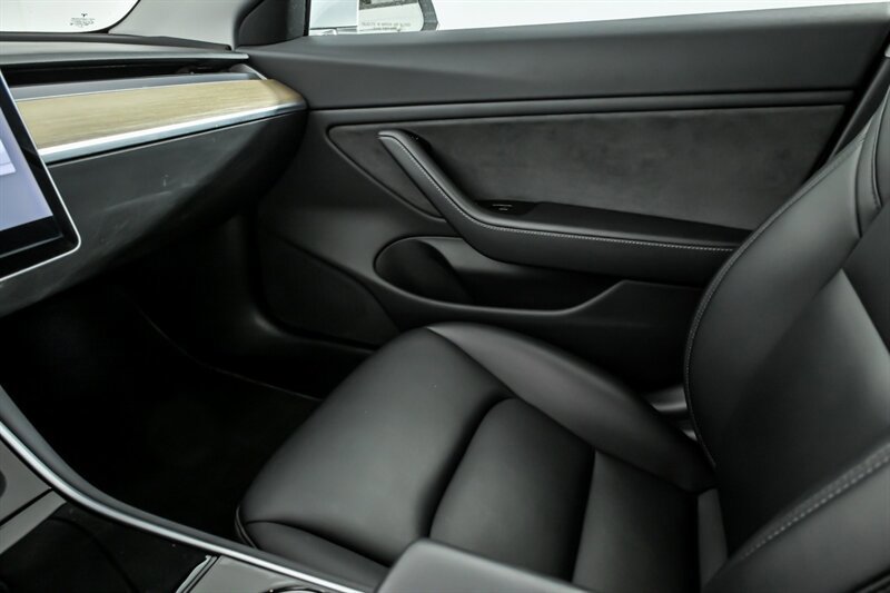 Used 2018 Tesla Model 3 Performance AWD/4WD image 37