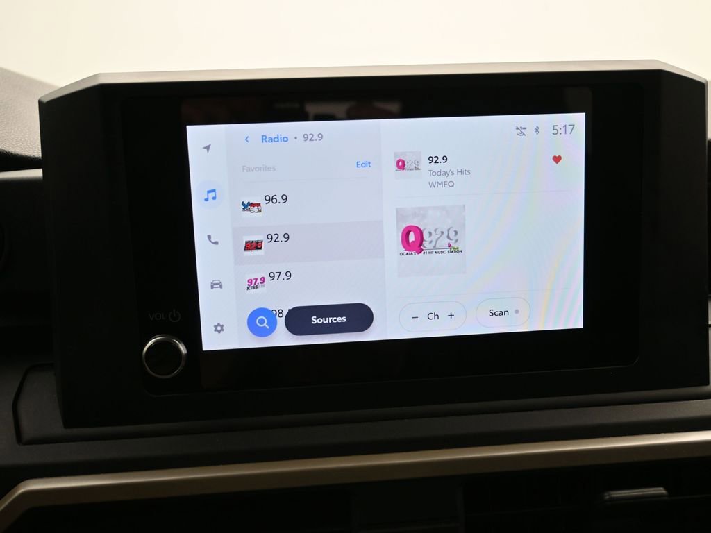 Used 2024 Toyota Tacoma SR image 16