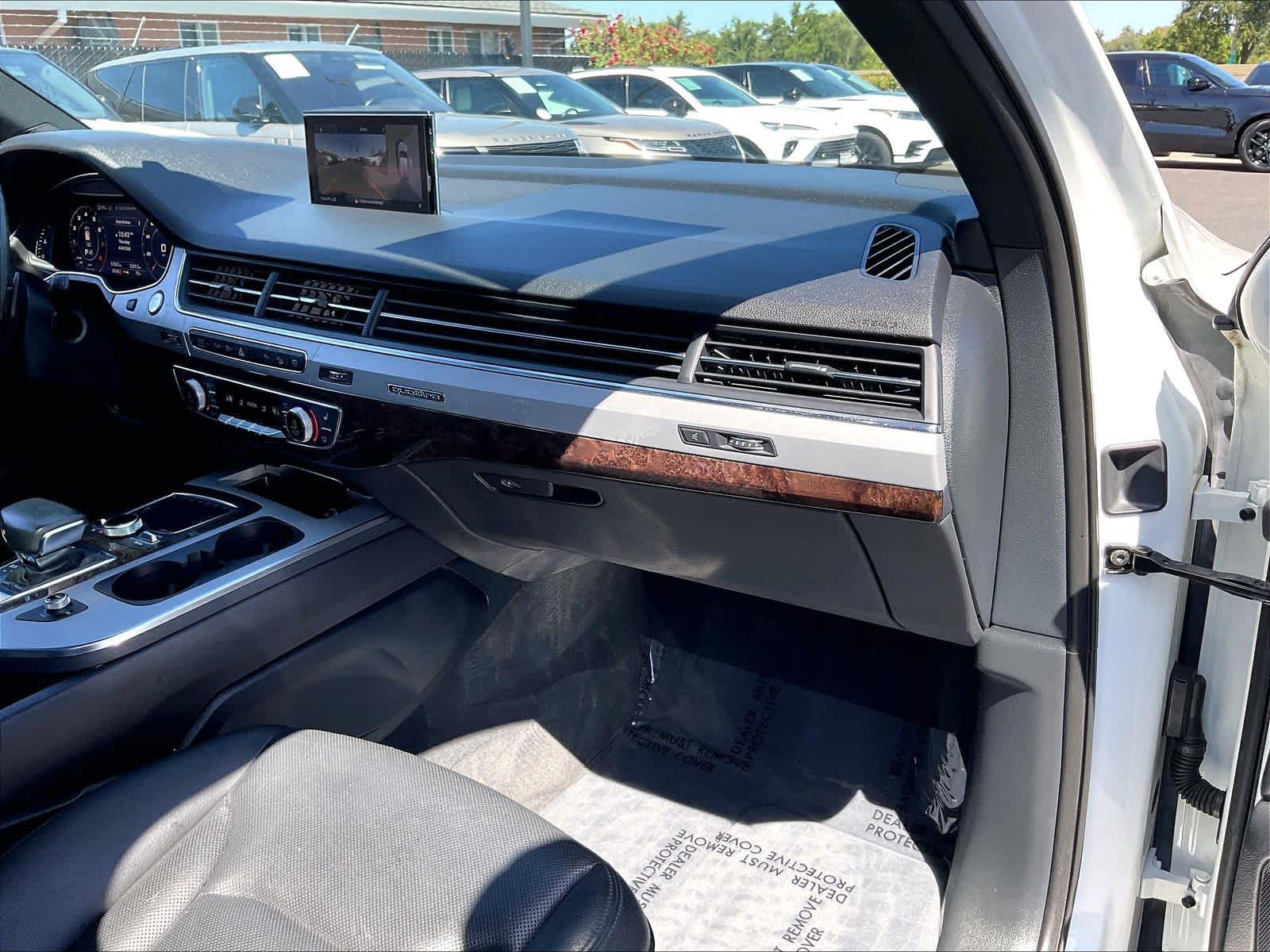 Used 2019 Audi Q7 2.0T Premium Plus w/ Premium Plus Package AWD/4WD image 19