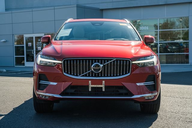 Certified 2023 Volvo XC60 B5 Plus w/ Climate Package image 2