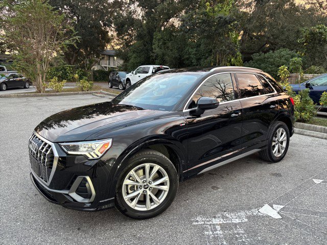 Used 2024 Audi Q3 2.0T Premium image 2