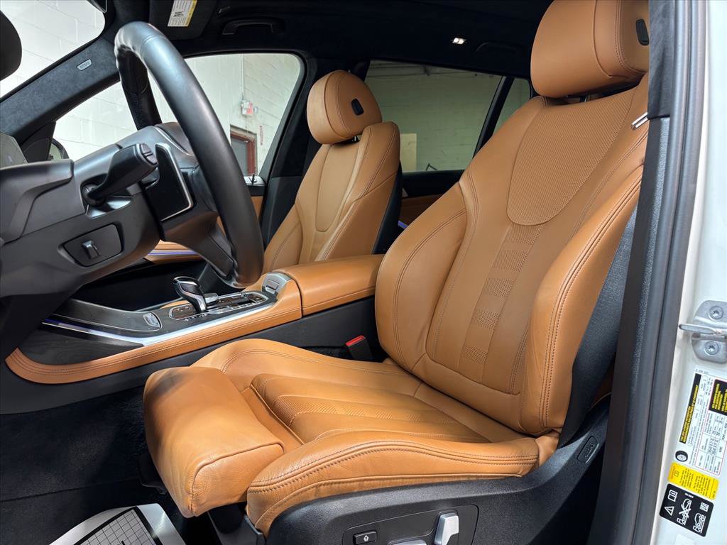 Used 2021 BMW X7 xDrive40i w/ M Sport Package image 23