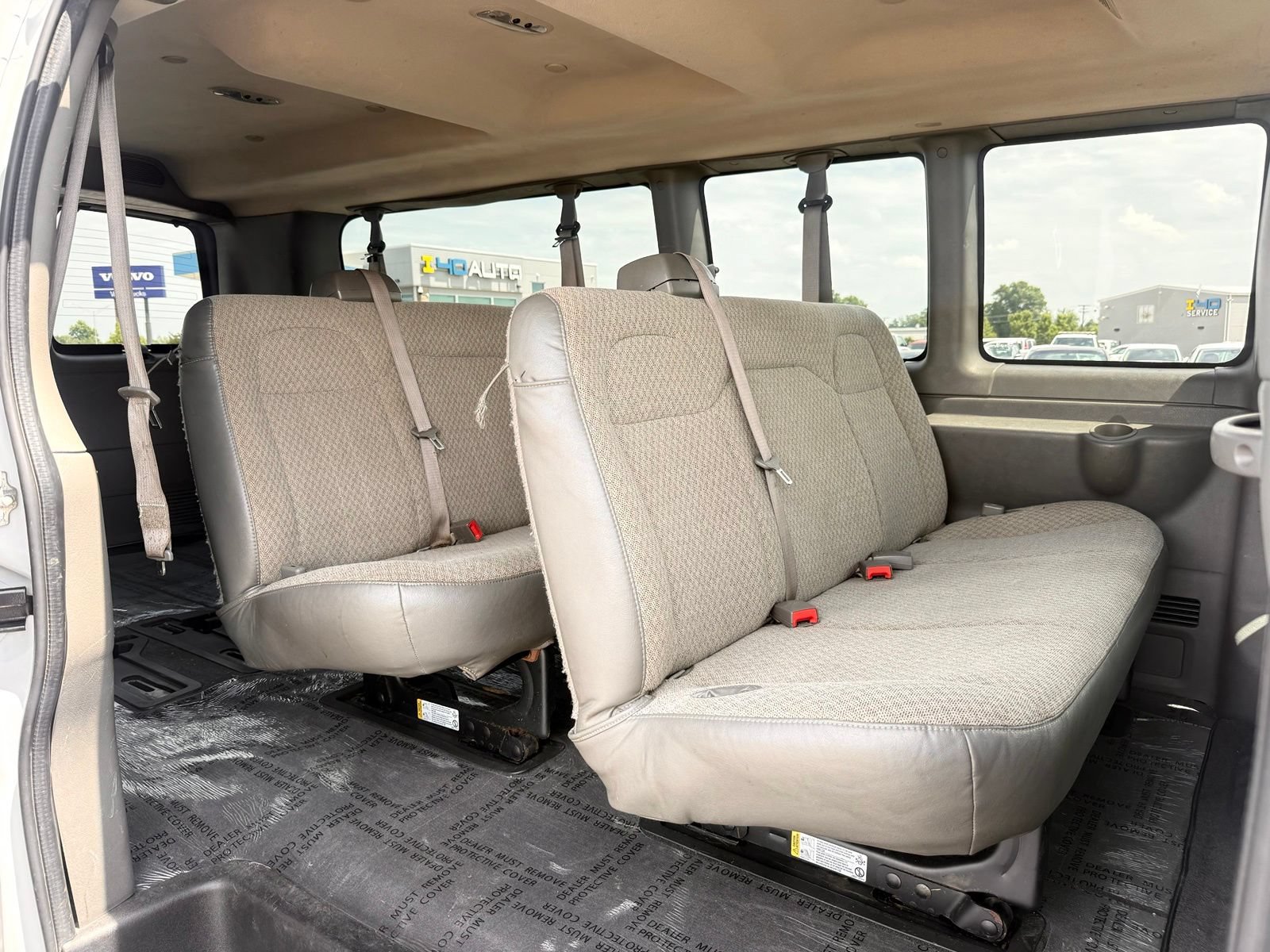 Used 2020 Chevrolet Express 3500 LT w/ LT Preferred Equipment Group RWD image 17