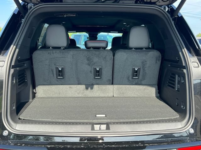 New 2027 Chevrolet Traverse RS AWD/4WD image 37