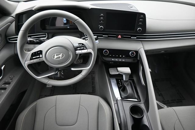 New 2026 Hyundai Elantra Sport FWD image 12