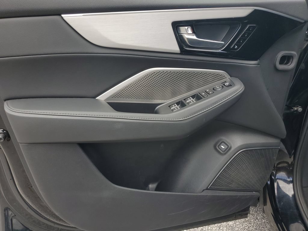 Certified 2023 Acura MDX SH-AWD image 19