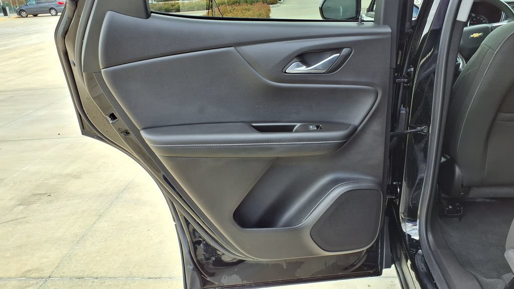 Used 2024 Chevrolet Blazer LT w/ Convenience Package FWD image 15