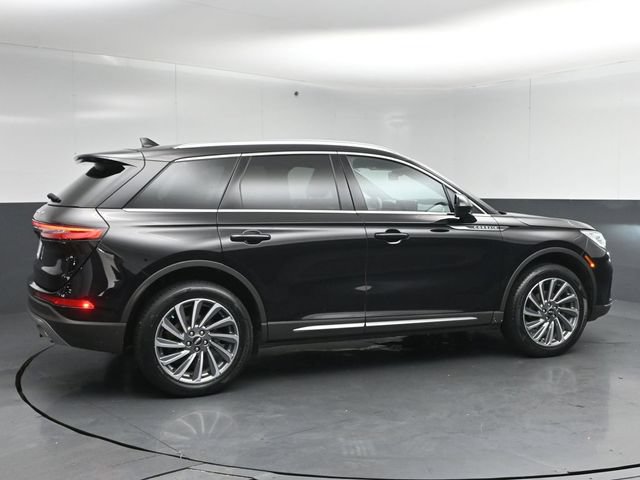 Certified 2024 Lincoln Corsair Reserve AWD/4WD image 4