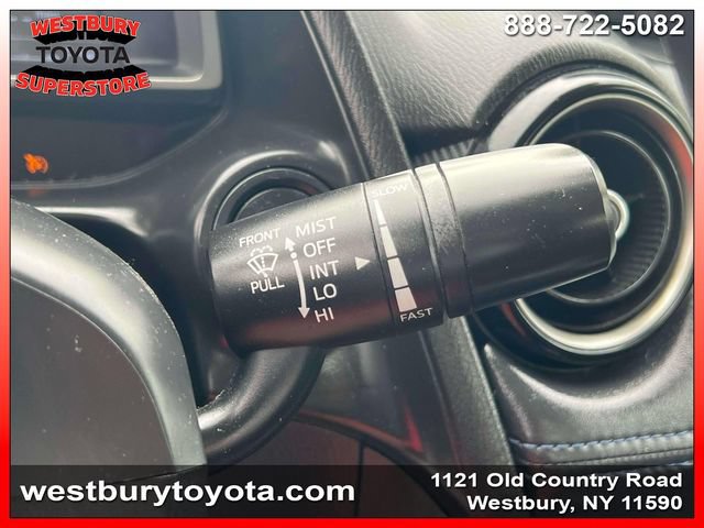 Used 2019 Toyota Yaris LE FWD image 27