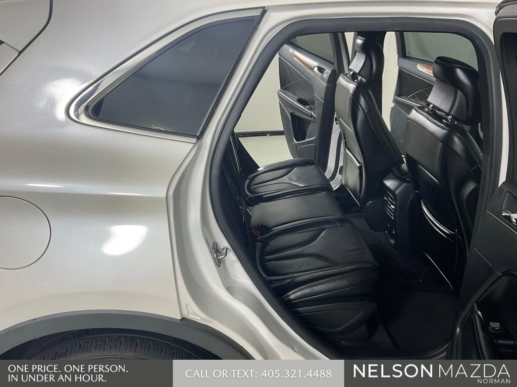 Used 2019 Lincoln MKC Select w/ Select Plus Package FWD image 15