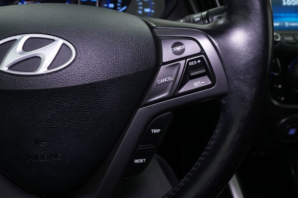 Used 2015 Hyundai Veloster Turbo w/ Option Group 04 FWD image 33