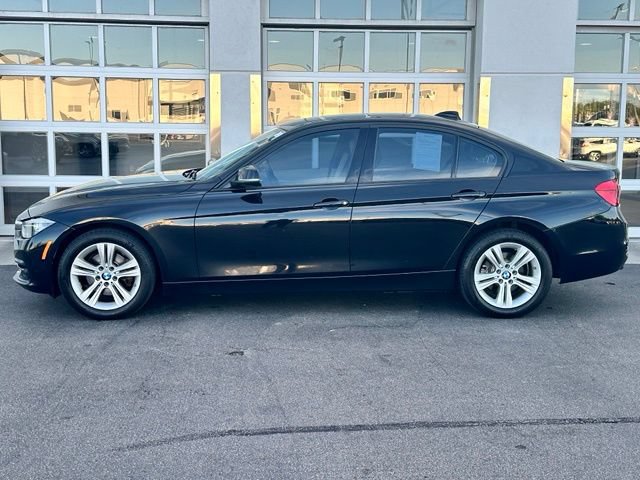 Used 2016 BMW 328i xDrive Sedan AWD/4WD image 3