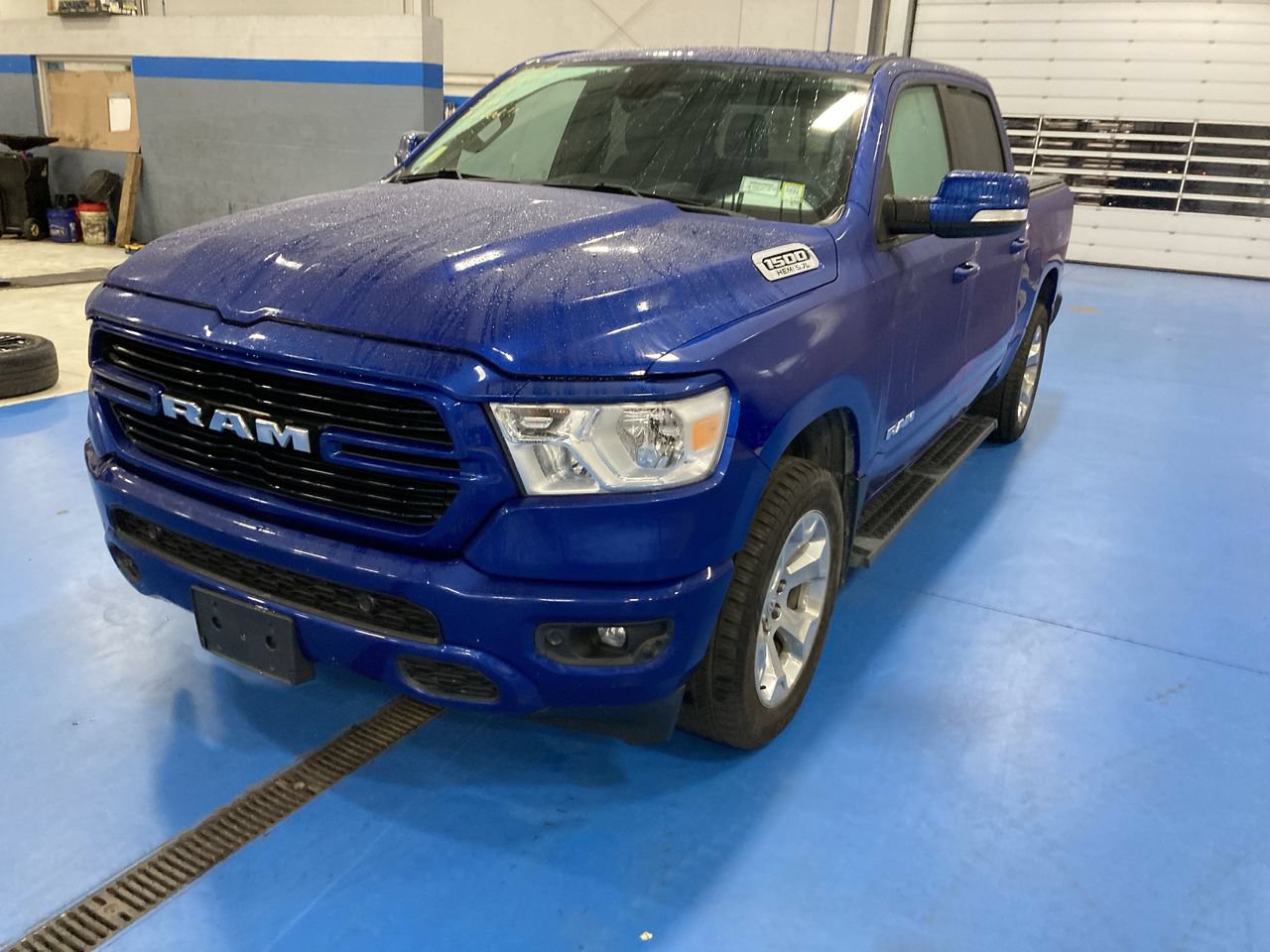 Used 2019 RAM 1500 Big Horn AWD/4WD image 3