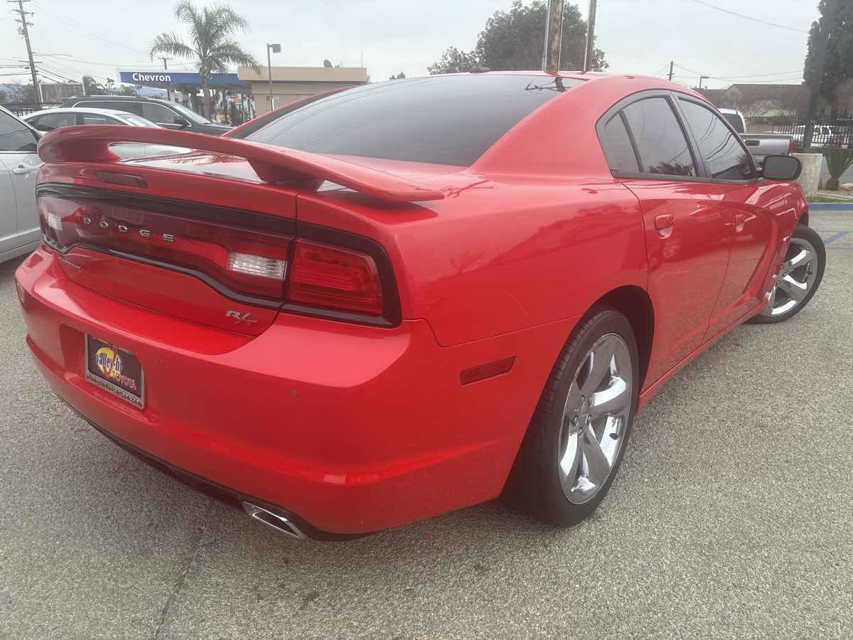 Used 2014 Dodge Charger R/T w/ Wheels & Tunes Group RWD image 3