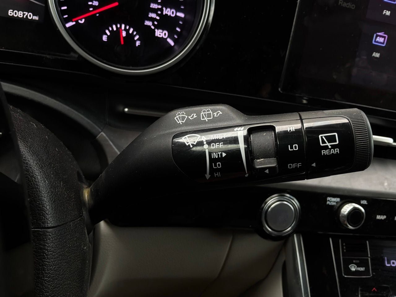 Used 2024 Kia Carnival EX FWD image 39
