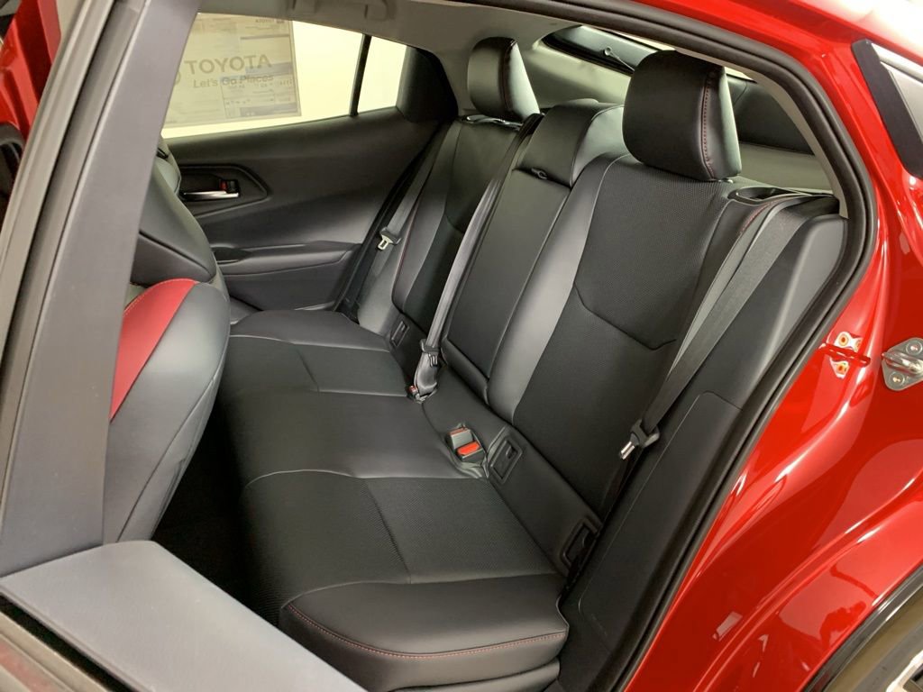New 2026 Toyota Prius Plug-In Hybrid FWD image 31