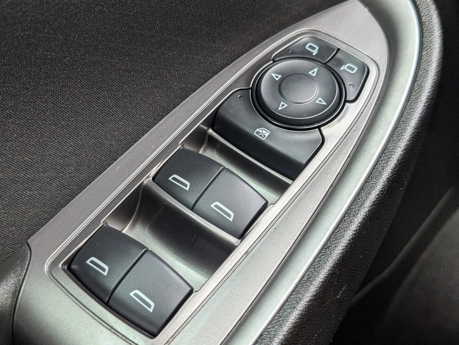 Used 2021 Chevrolet Malibu RS FWD image 27