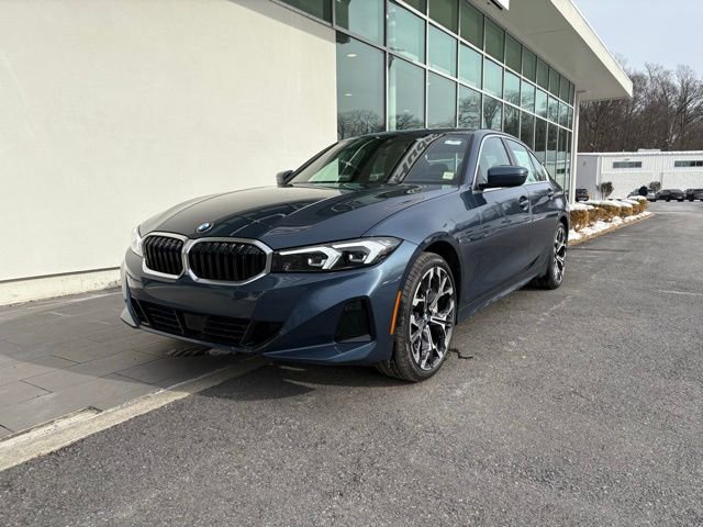 New 2026 BMW 330i xDrive Sedan w/ Premium Package AWD/4WD image 9