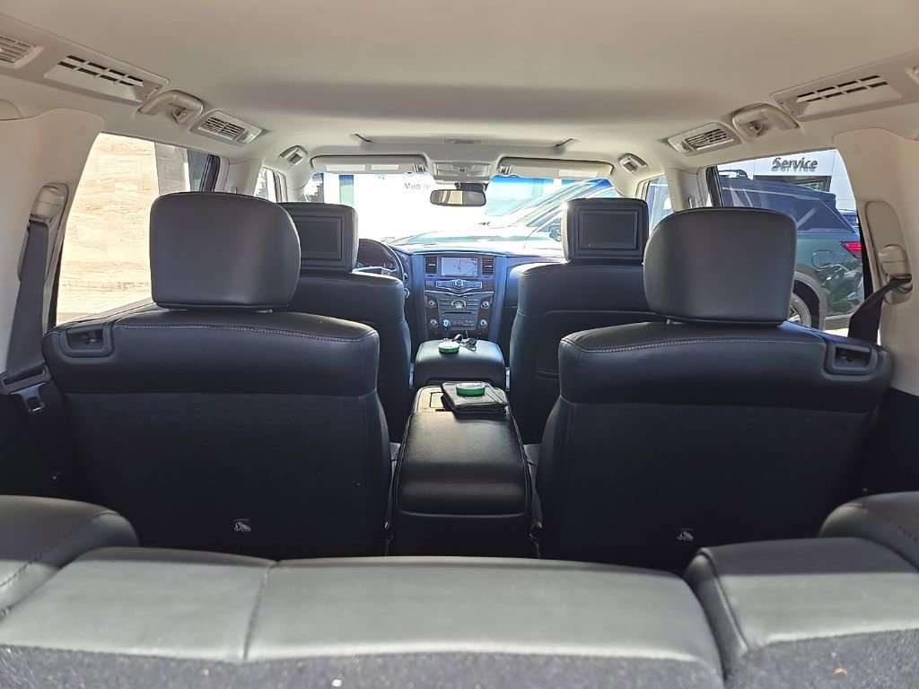 Used 2017 INFINITI QX80 2WD w/ Driver Assistance Package image 7